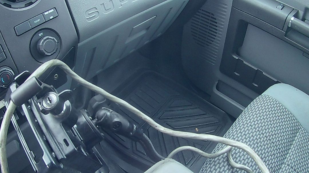 2013 FORD F350 Super Duty - Image 22